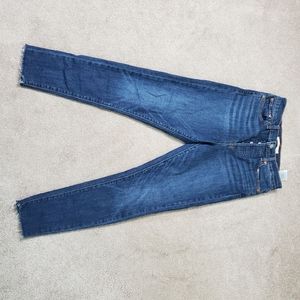 Like New Levi Strauss. LEVI'S Wedgie Skinny W:28 Button up. Distressed ankles.